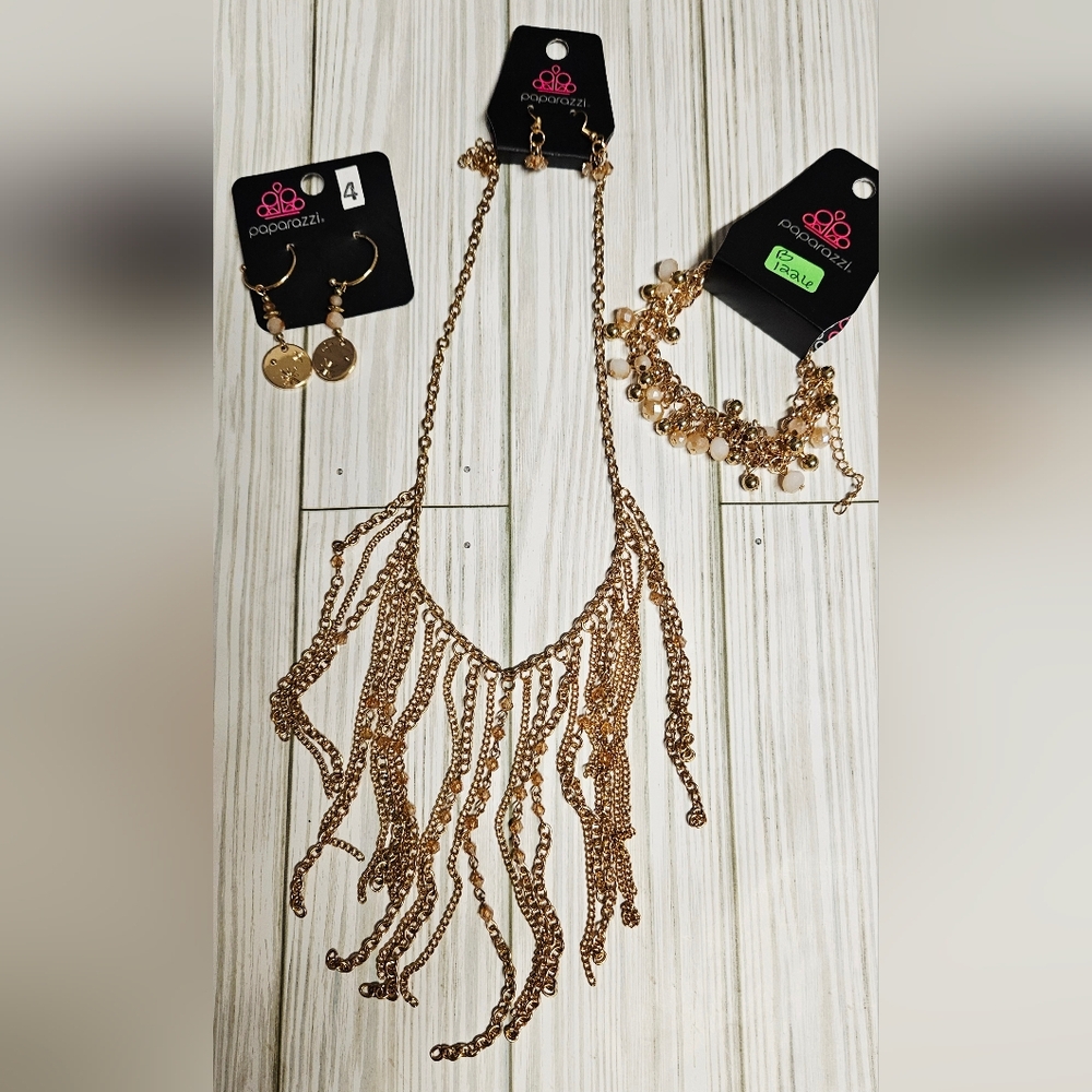 Paparazzi Gold Jewelry 3pc Set